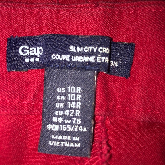 GAP Women’s Slim City Crop High Rise - Picture 2 of 3